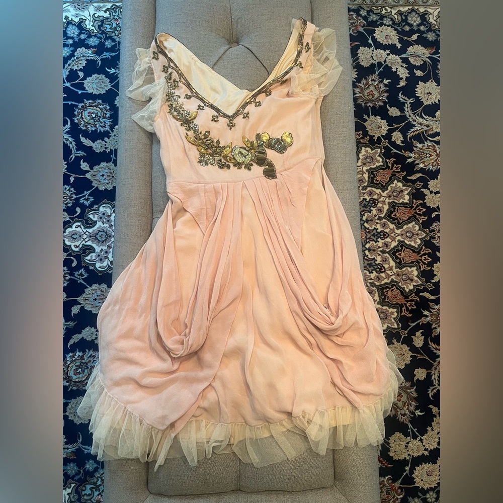 Vintage with out a label. Signs of wear